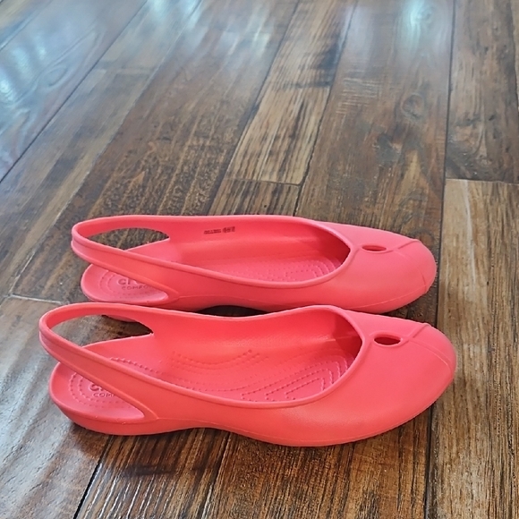 CROCS Shoes - CROCS Women's‎ Bright Coral Slingback Flats